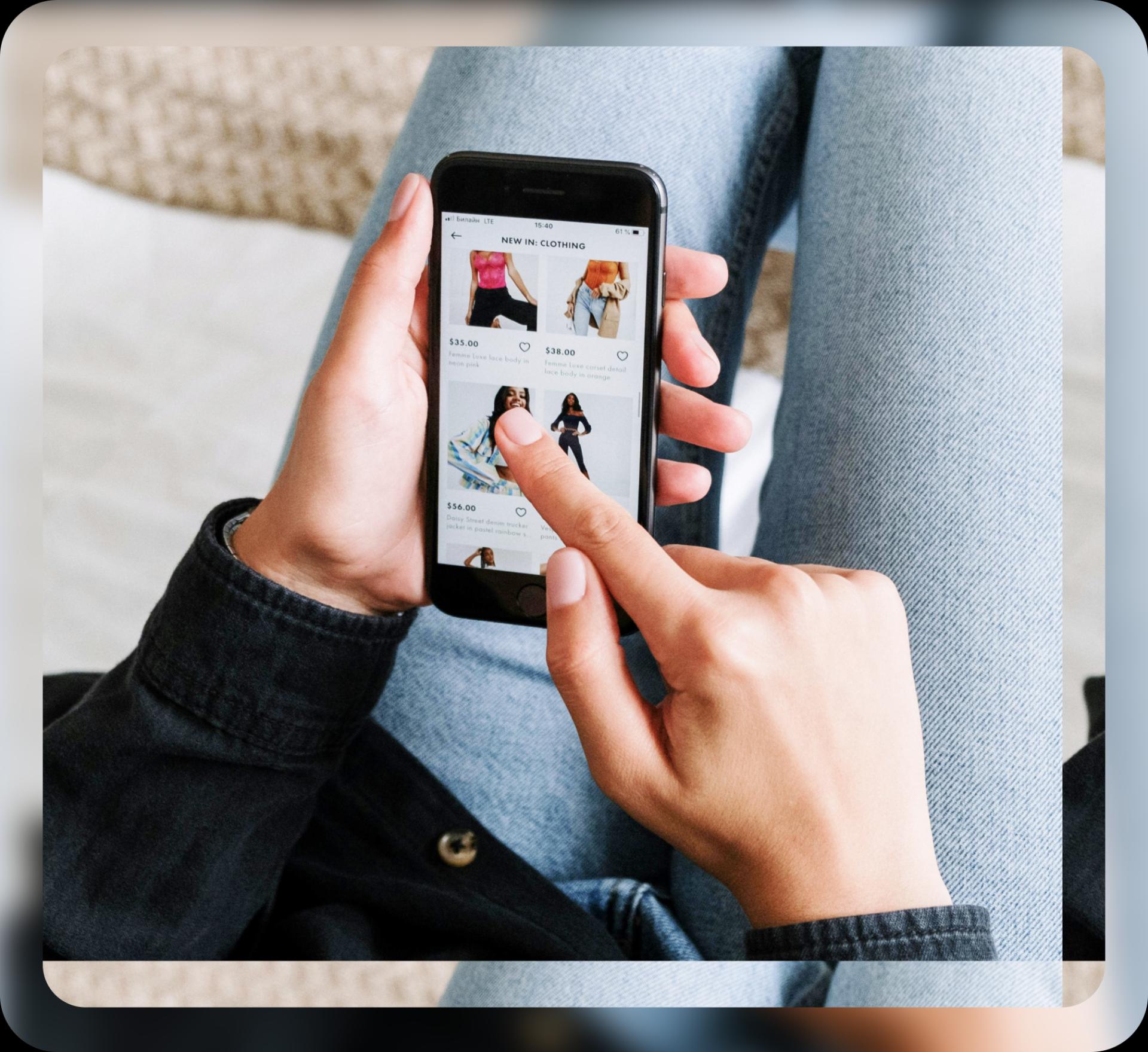 AI in Ecommerce Platforms